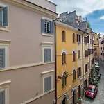 Urent - Trastevere Petite Escape